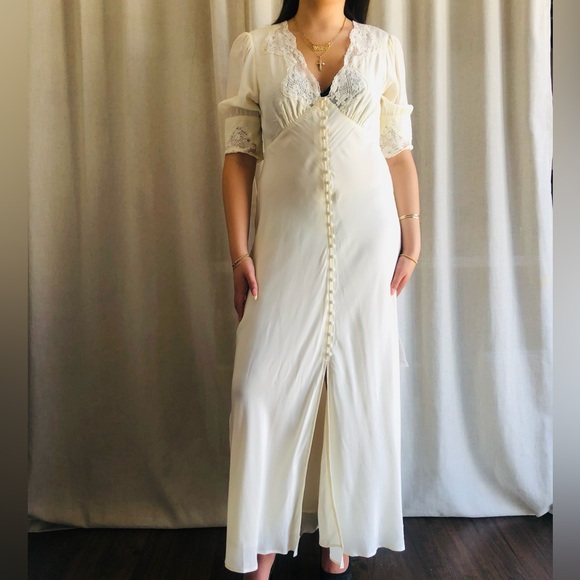 RIXO Dresses & Skirts - RIXO Bridal ‘Simone” Lace & Embroidered Cream Maxi Dress
